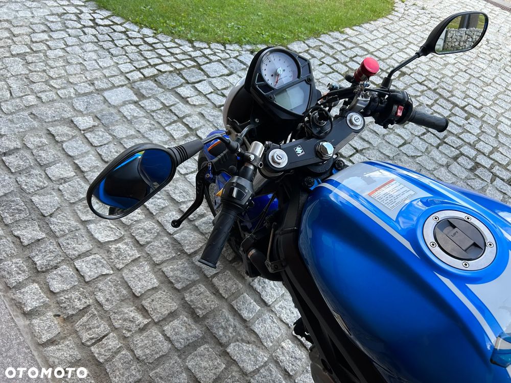 Suzuki SV - 7