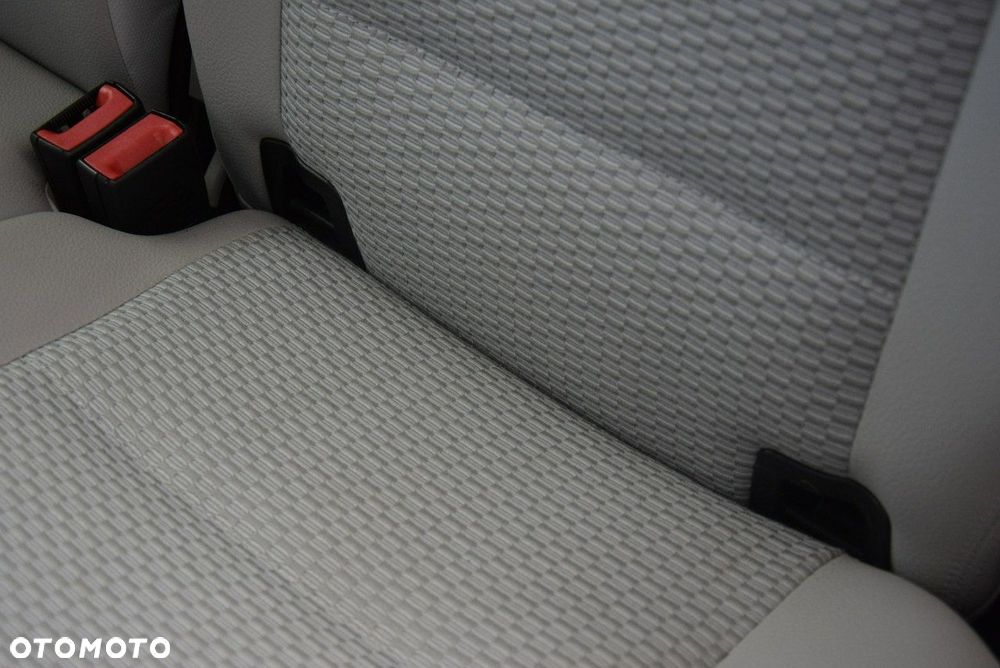 Mercedes-Benz Klasa A 160 Autotronic Elegance - 19