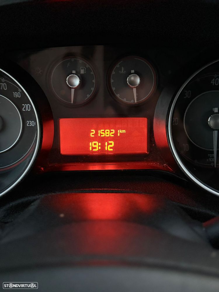 Fiat Grande Punto - 5