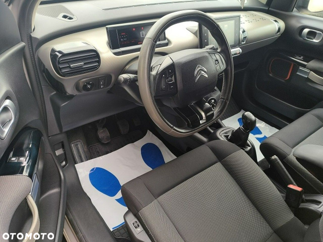 Citroën C4 Cactus - 14