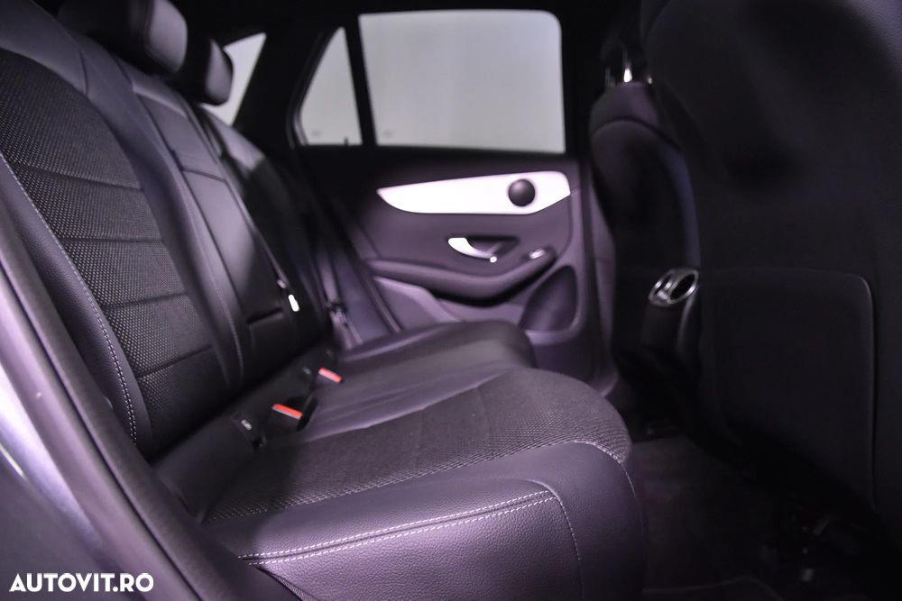 Mercedes-Benz GLC 200 MHEV - 12