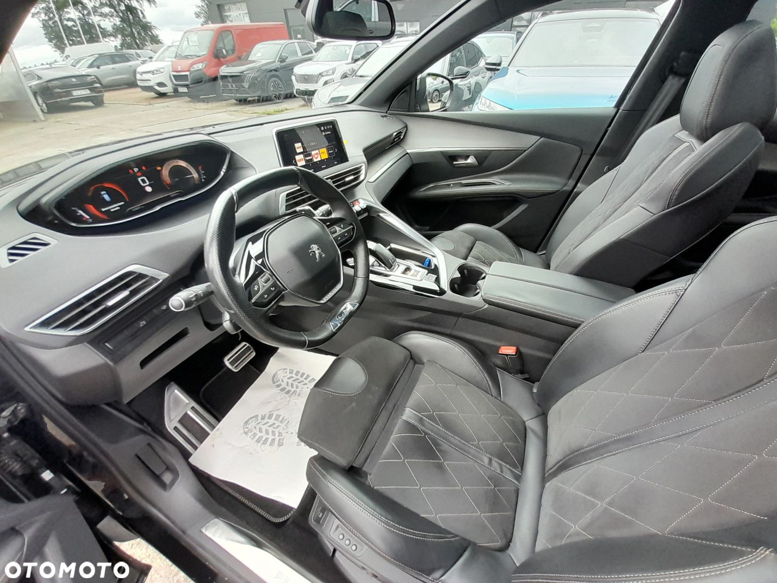 Peugeot 3008 - 11