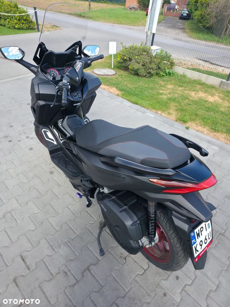 Honda NSS - 8