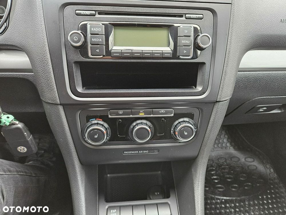 Volkswagen Golf - 14