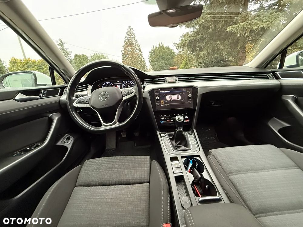 Volkswagen Passat 2.0 TDI EVO Business - 16