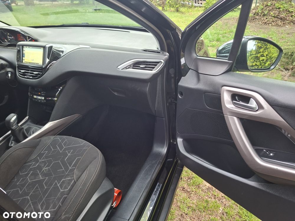 Peugeot 2008 PureTech 82 Access - 14