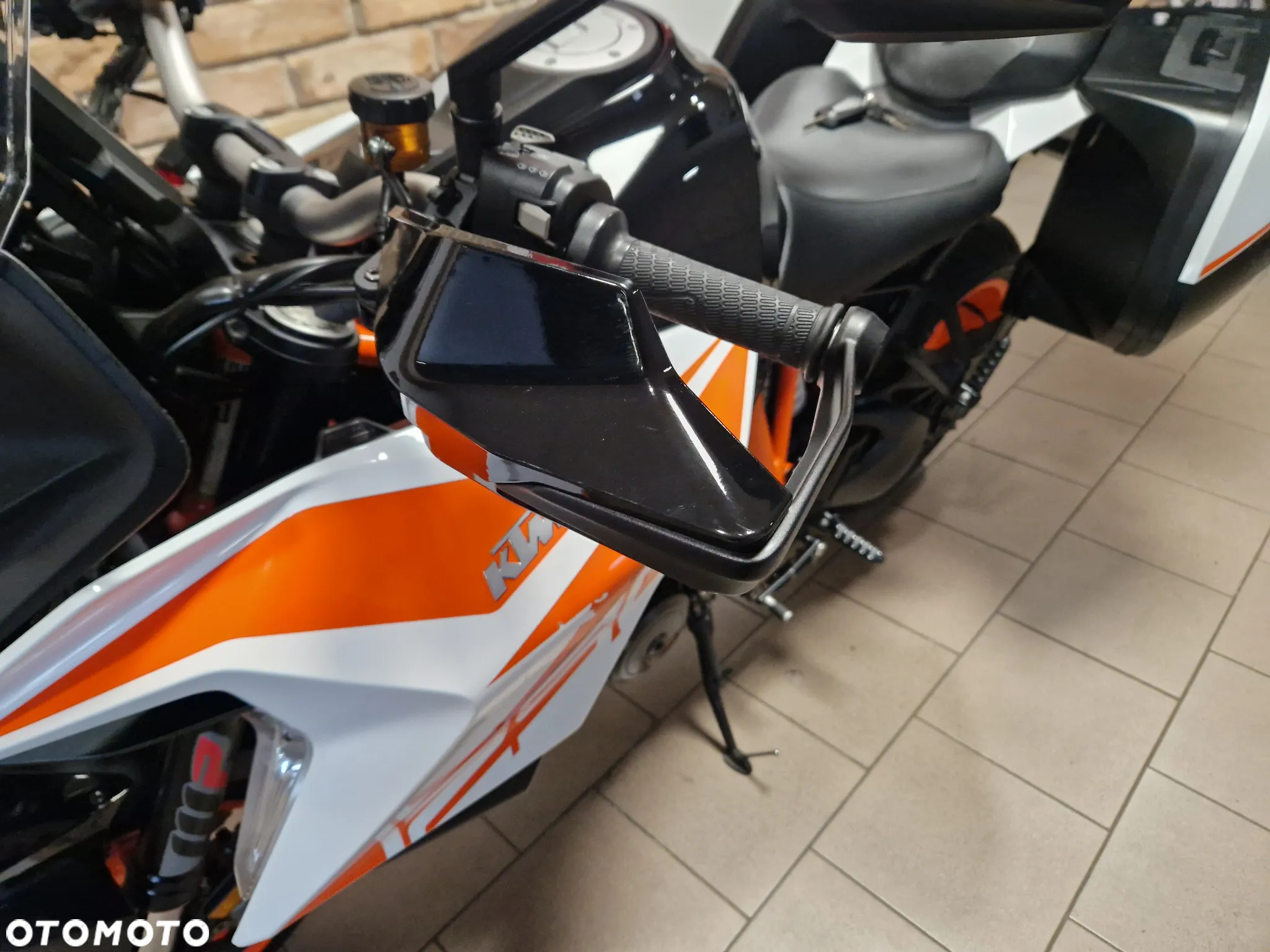 KTM Adventure - 21
