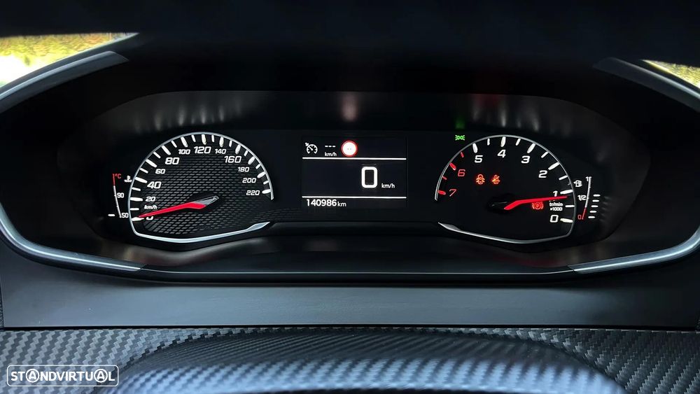 Peugeot 2008 BlueHDi 110 Active Pack - 16