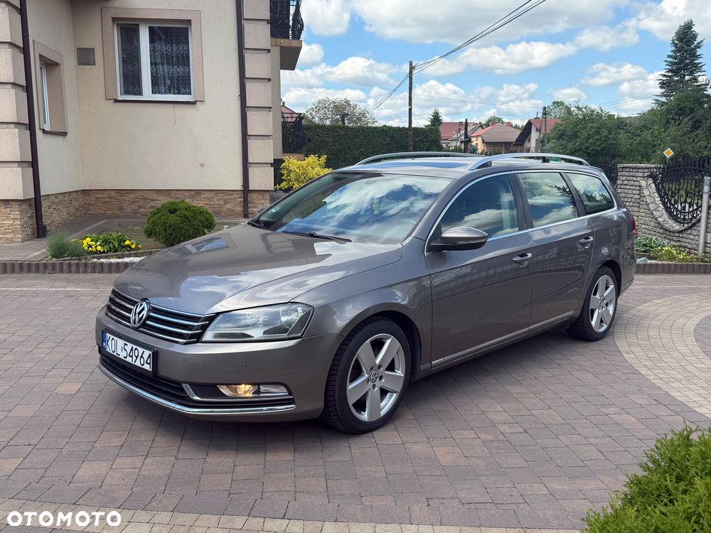 Volkswagen Passat 2.0 TDI 4Motion Highline - 9
