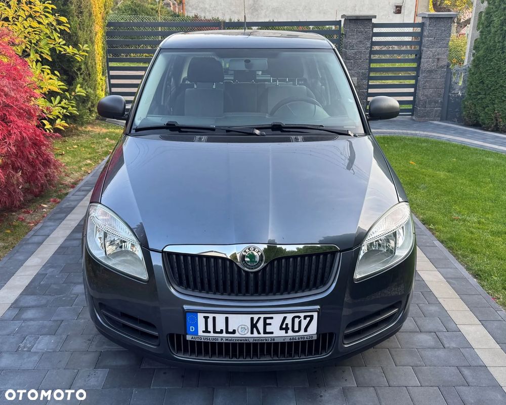 Skoda Fabia 1.2 HTP Ambiente - 2