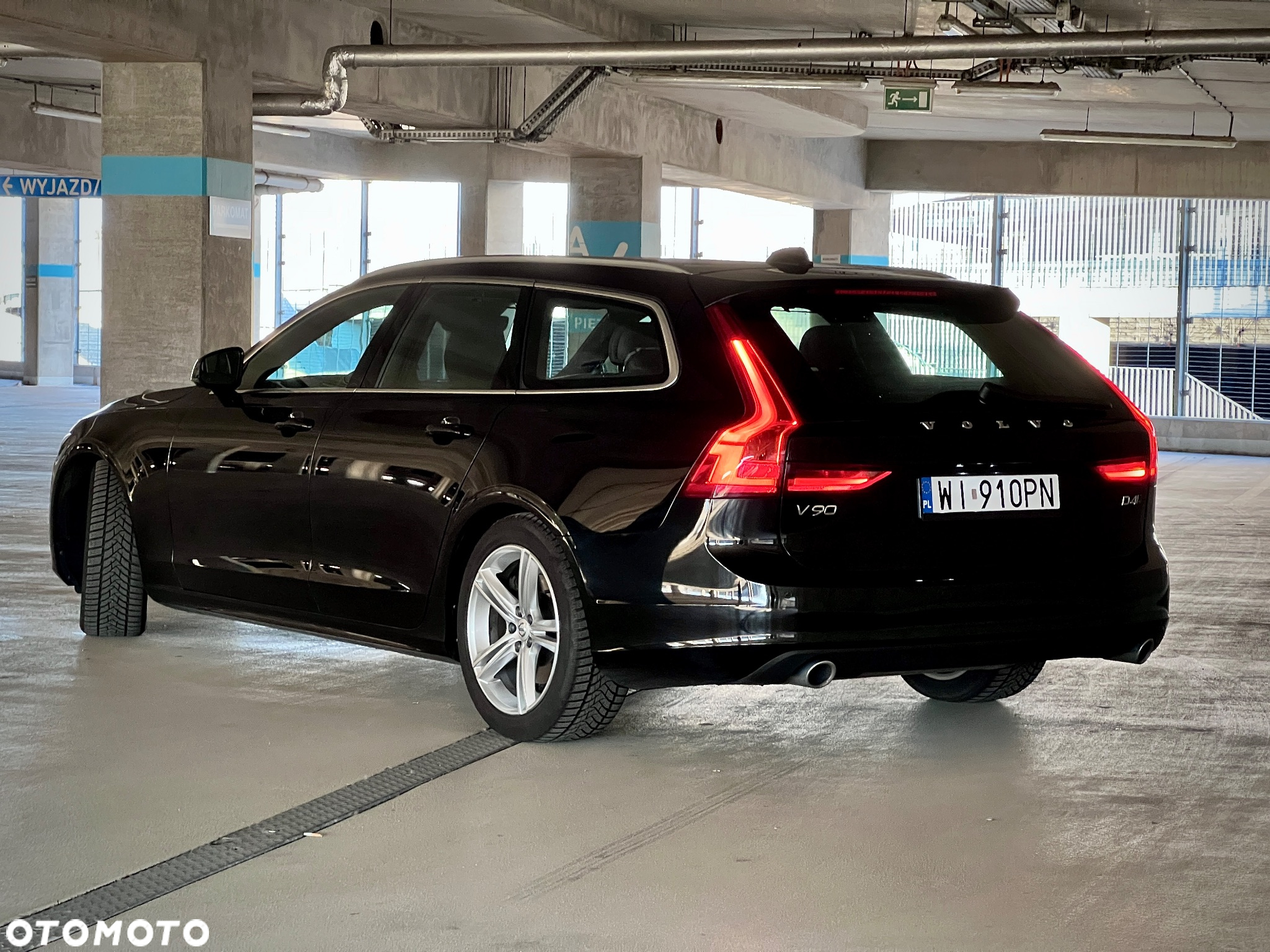 Volvo V90 D4 AWD Geartronic Inscription - 6