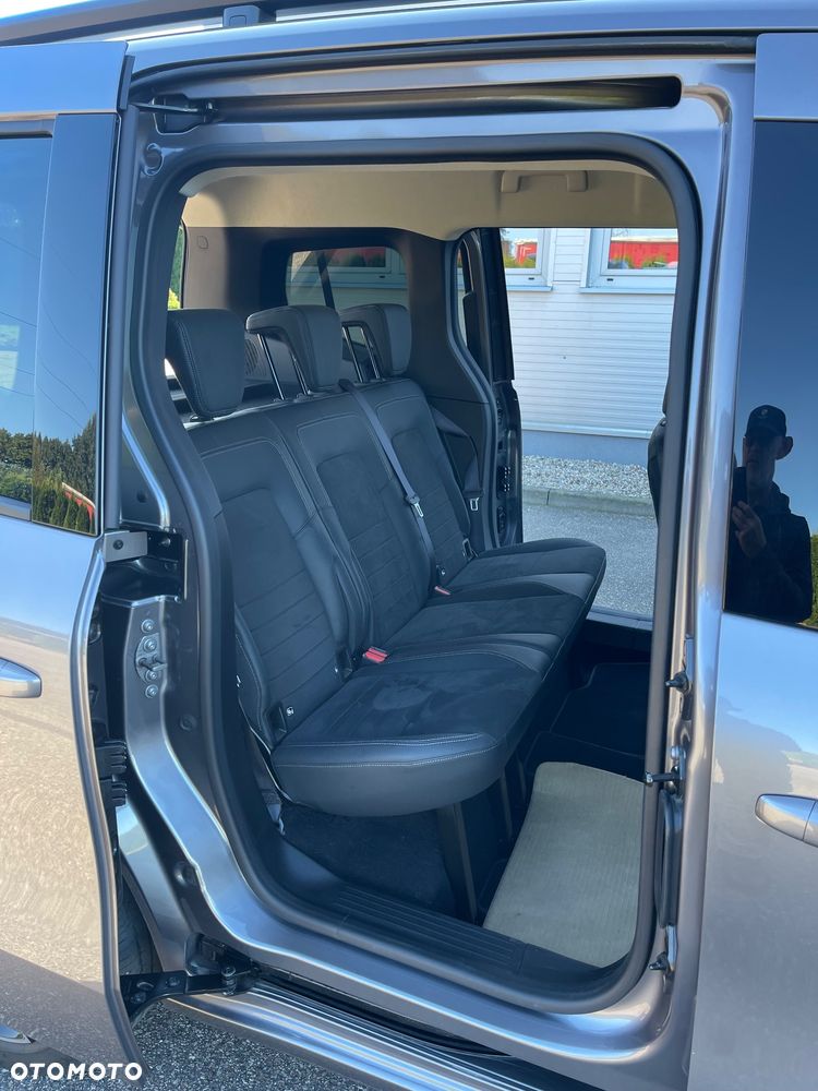 Mercedes-Benz Klasa T 180 d Progressive - 9