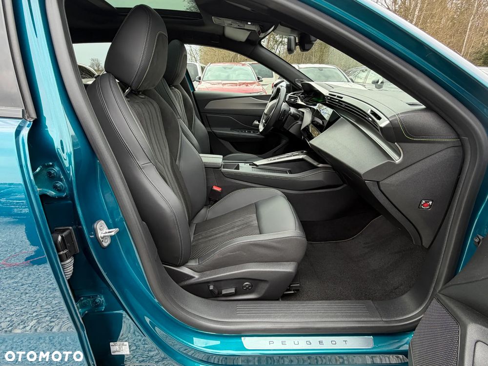 Peugeot 408 180 e-EAT8 GT - 35