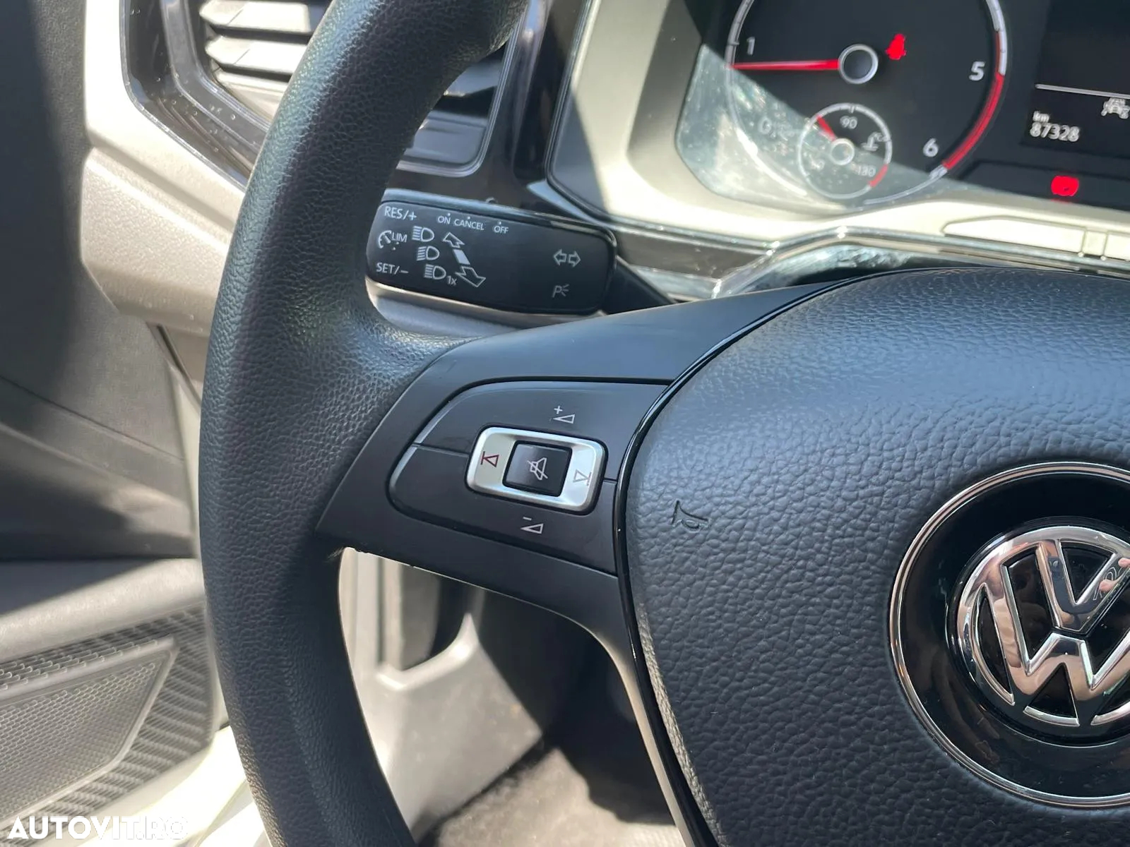Volkswagen Polo 1.0 TSI Comfortline - 11