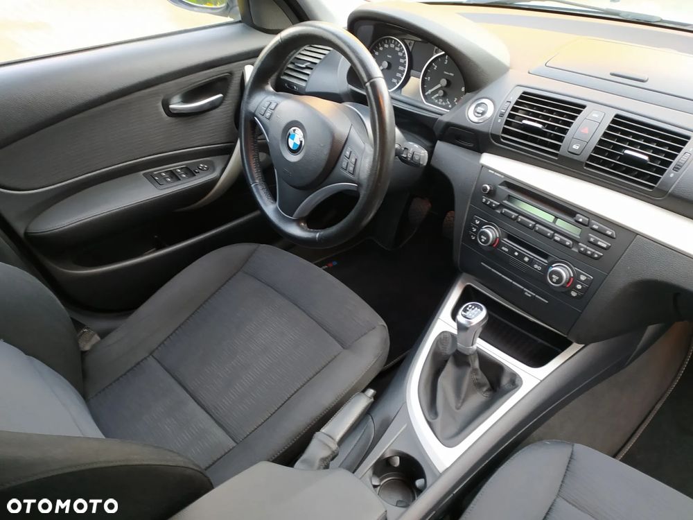 BMW Seria 1 116i Edition Sport - 30