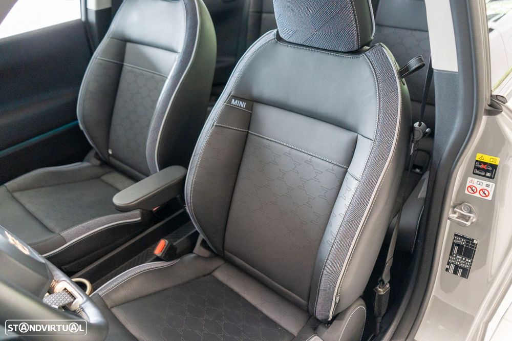 MINI 3 Portas Cooper SE Premium Classic - 9