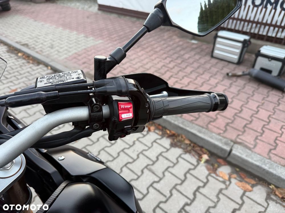 Yamaha Super Tenere - 17
