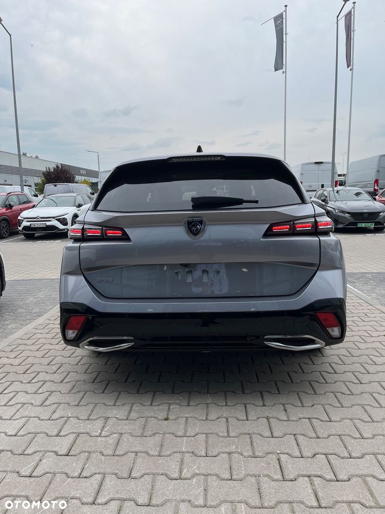 Peugeot 308 - 5