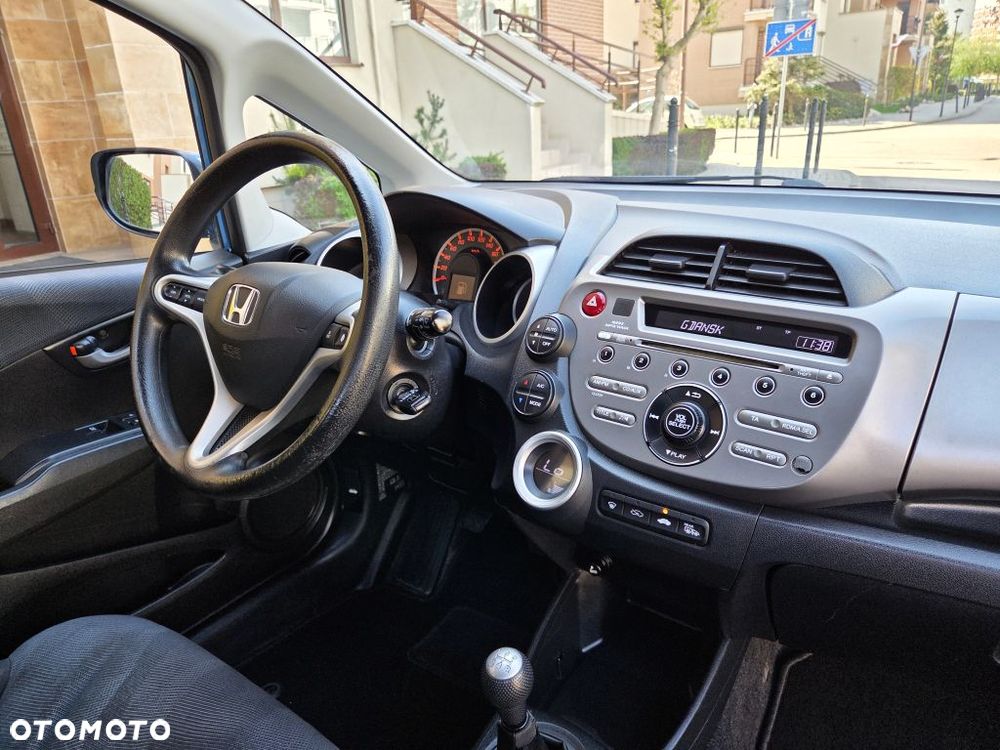 Honda Jazz 1.4 Executive - 35