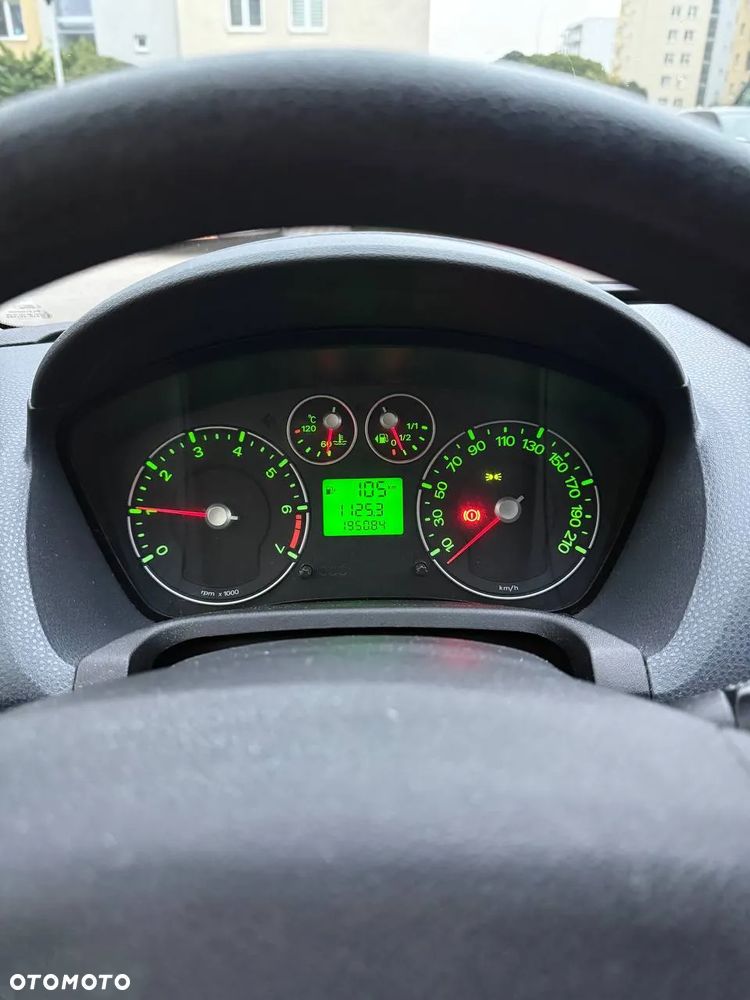 Ford Fiesta 1.4 Ambiente - 3