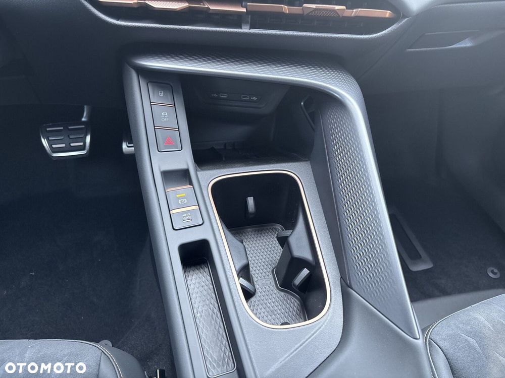 Cupra Terramar 1.5 eTSI mHEV DSG - 21
