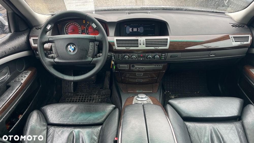 BMW Seria 7 - 17