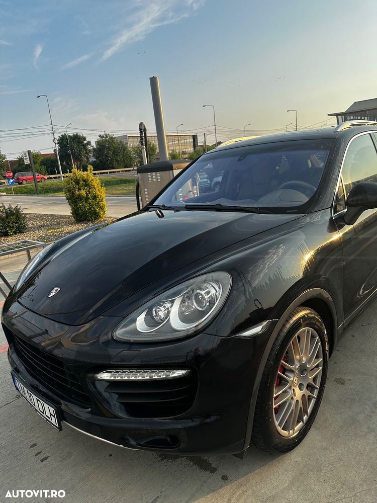 Porsche Cayenne Turbo V8 4.8L Aut. - 26