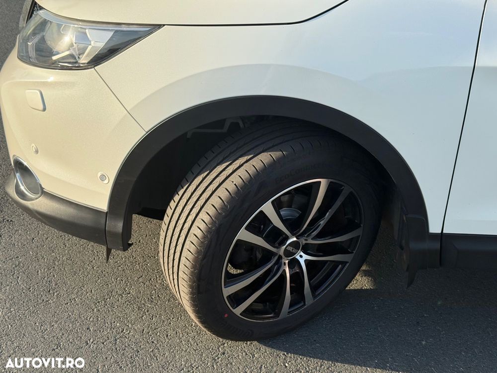 Nissan Qashqai 1.6 DCI Start/Stop Tekna - 37