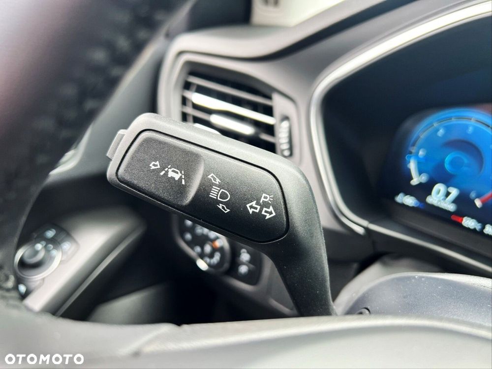 Ford Focus 1.5 EcoBlue Titanium X - 23