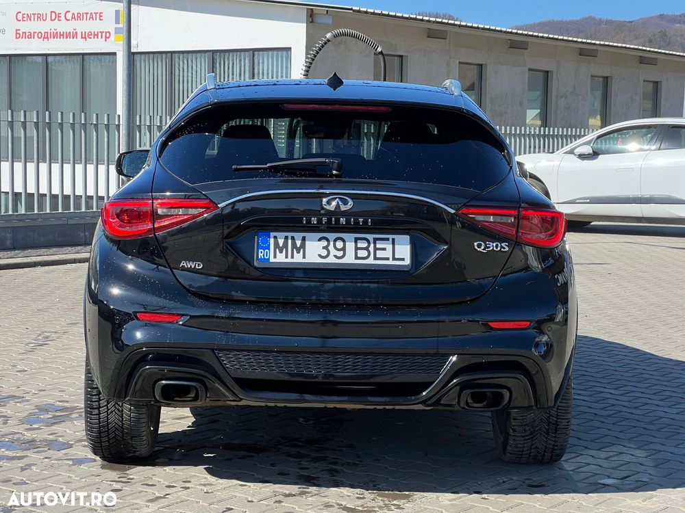 Infiniti Q30 2.2d DCT AWD Sport City Black - 6