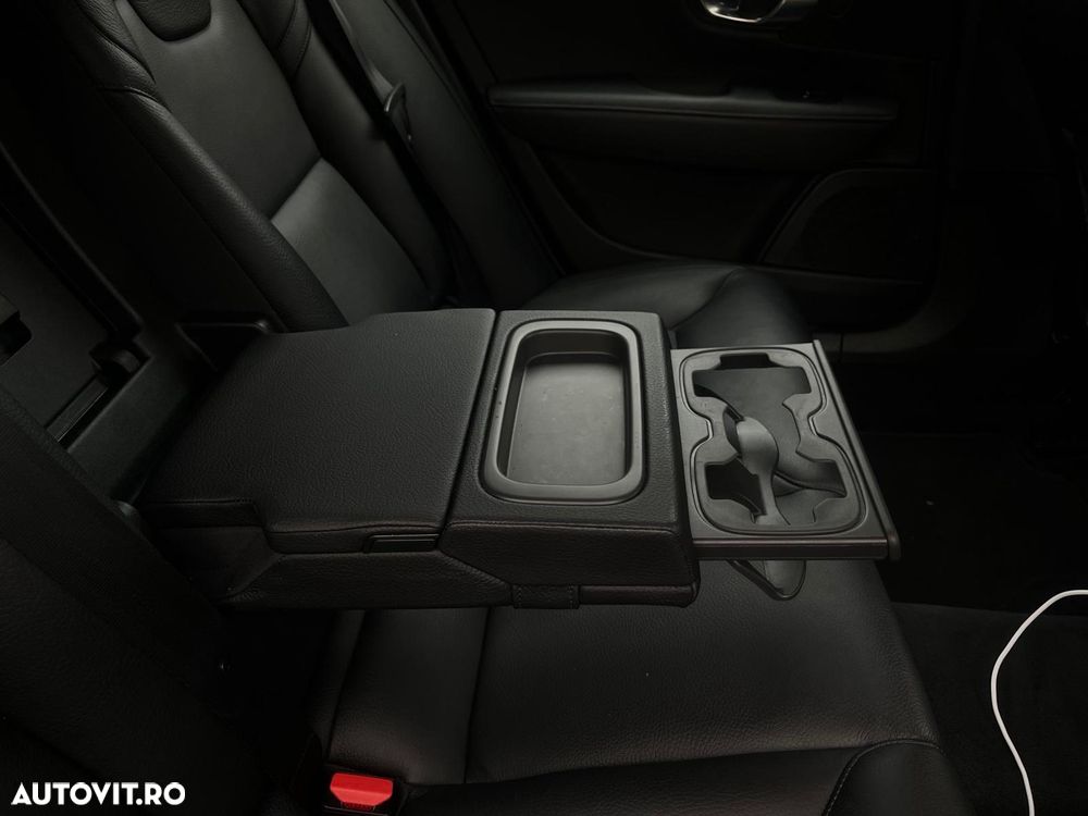 Volvo V90 D4 Momentum - 14