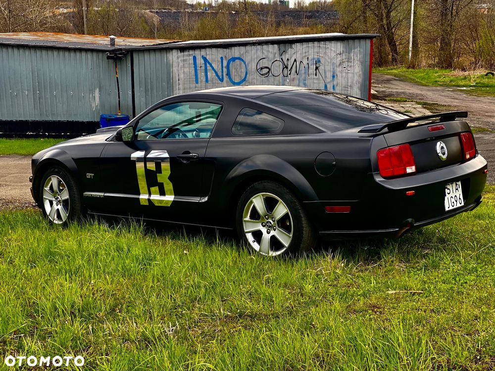Ford Mustang - 17