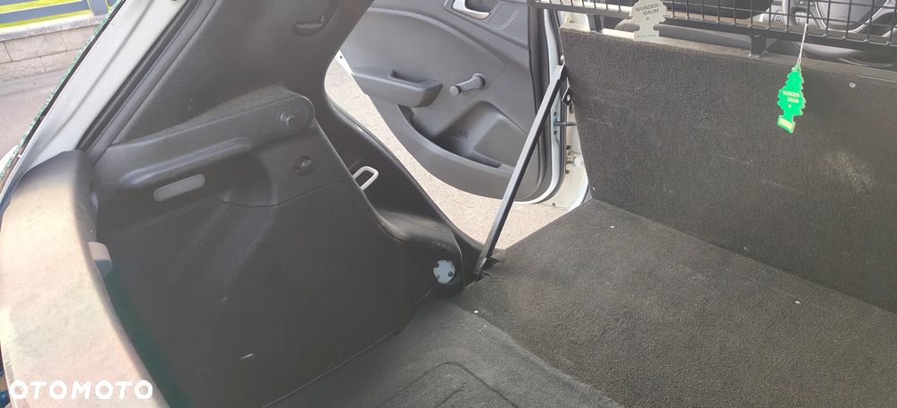 Hyundai i20 1.2 Comfort - 10