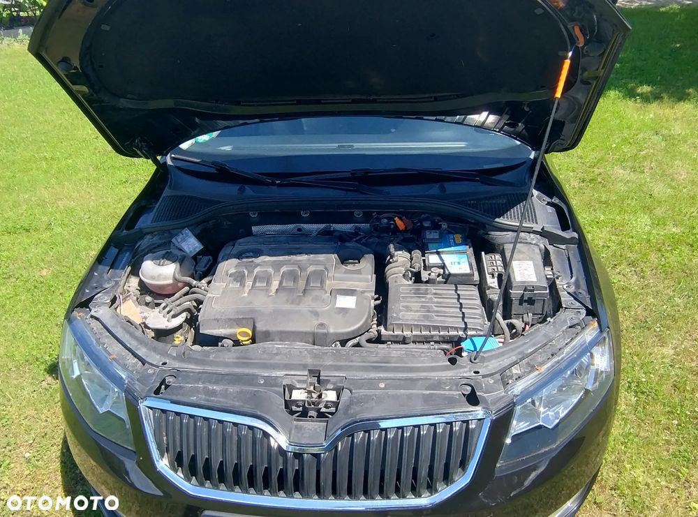 Skoda Octavia 2.0 TDI Ambition DSG - 11