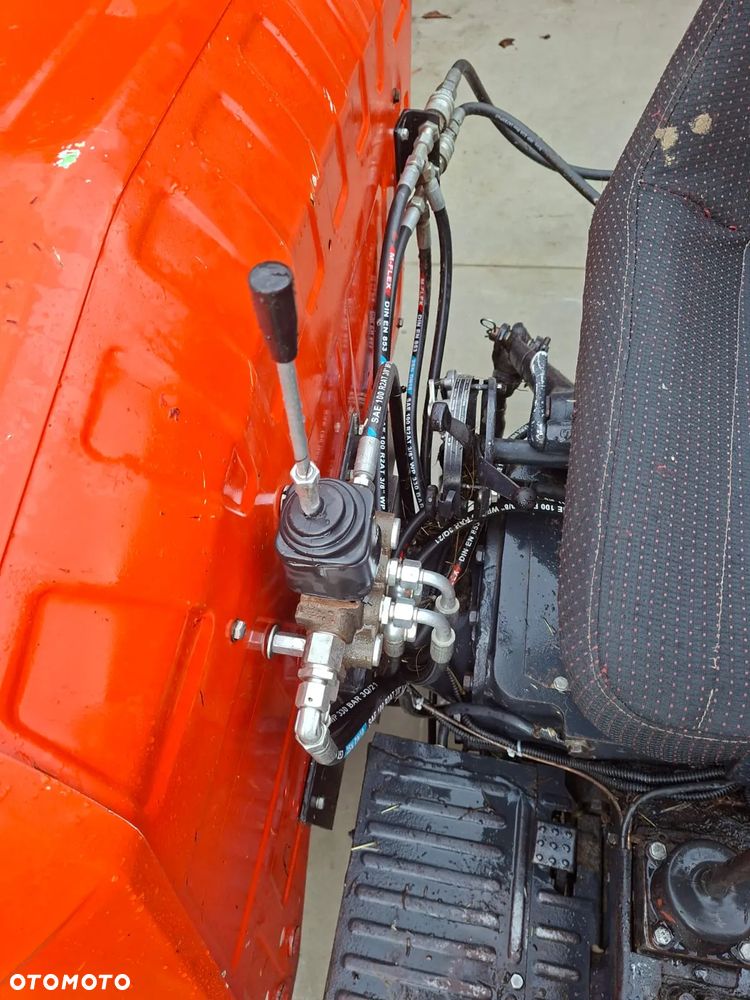 Ursus C-360 - 4
