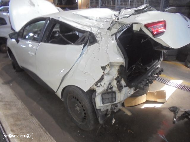 Carro MOT: K9K608 CXVEL: JR5332 RENAULT CLIO 4 2013 1.5DCI 90CV 5P BRANCO DIESEL - 9