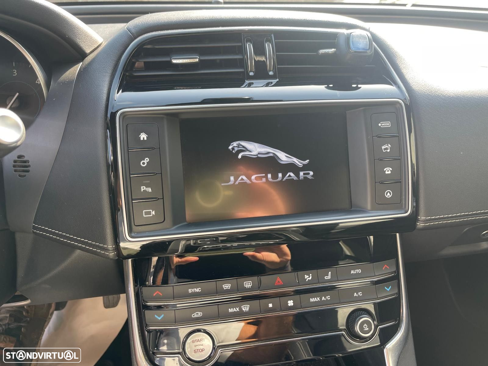 Jaguar XE 2.0 D R-Sport Aut. - 16