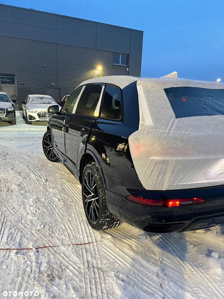 Audi Q7 50 TDI mHEV Quattro Black Edition Tiptr - 11
