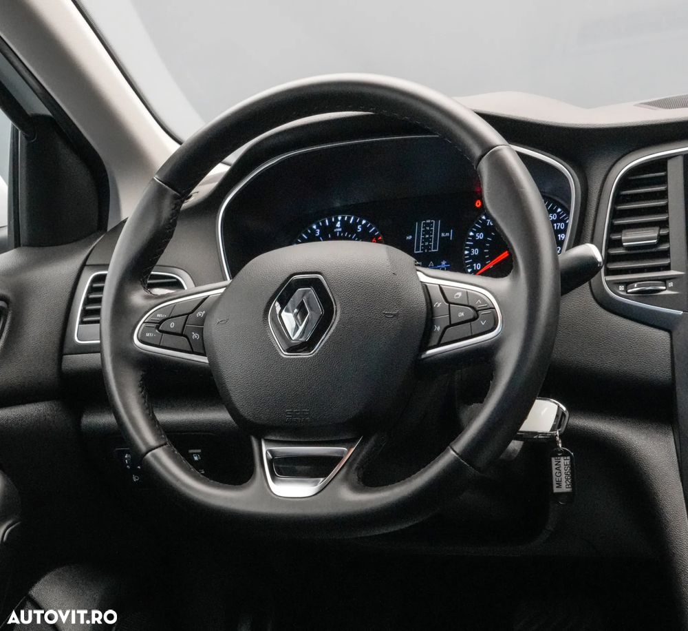 Renault Megane TCe 140 GPF EDC Equilibre - 17