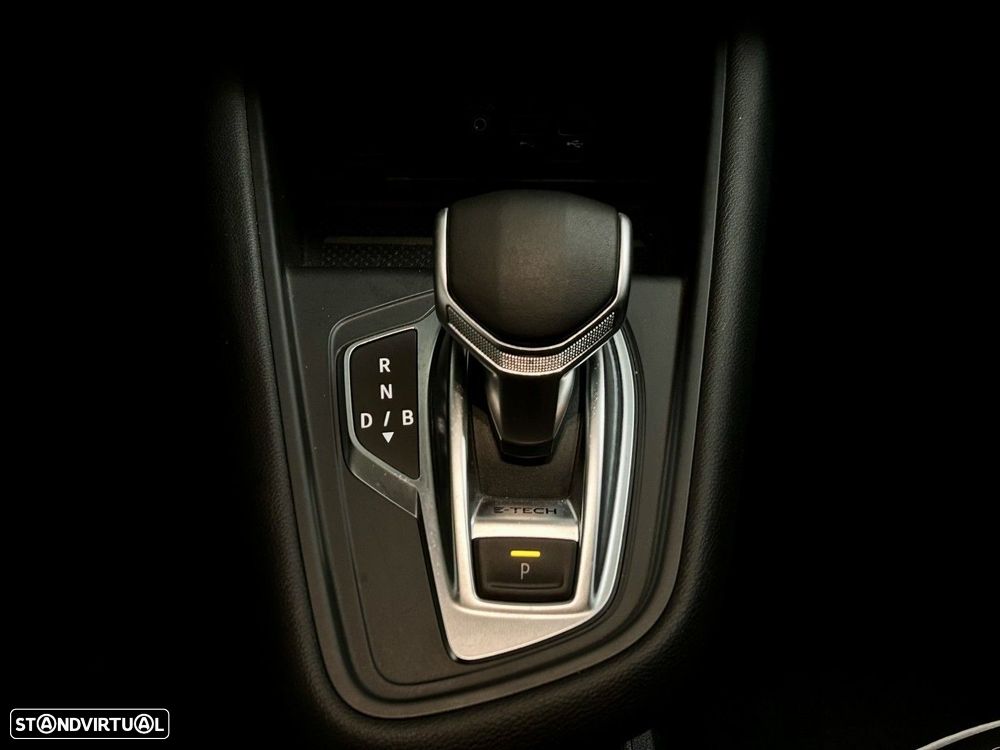 Renault Captur E-TECH 160 INTENS - 23