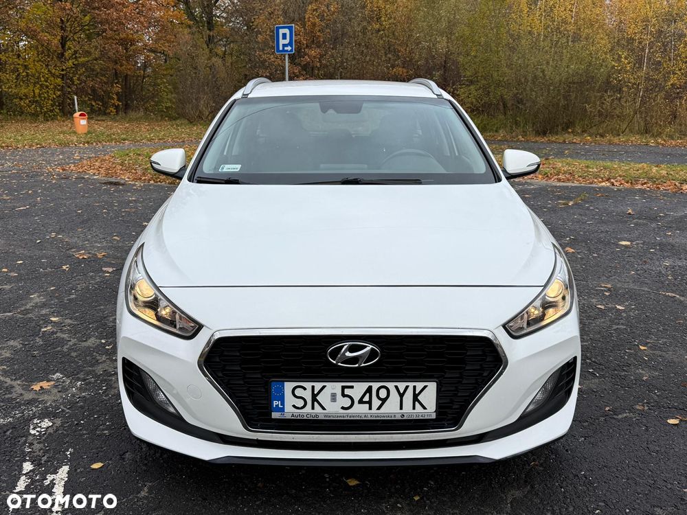 Hyundai i30 1.6 D Classic + - 6
