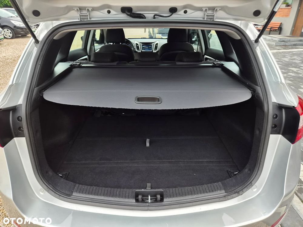Hyundai i30 - 19