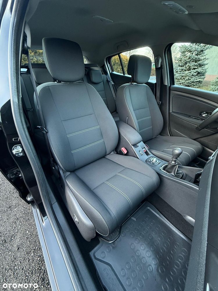 Renault Megane ENERGY TCe 130 LIMITED - 6