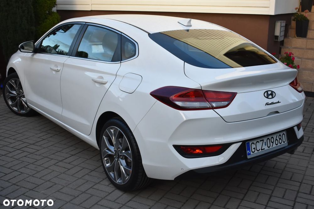 Hyundai i30 1.4 T-GDI Premiere Style - 12