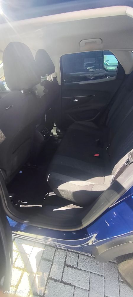 Peugeot 3008 PureTech 130 Stop & Start GPF EAT8 Allure Pack - 11