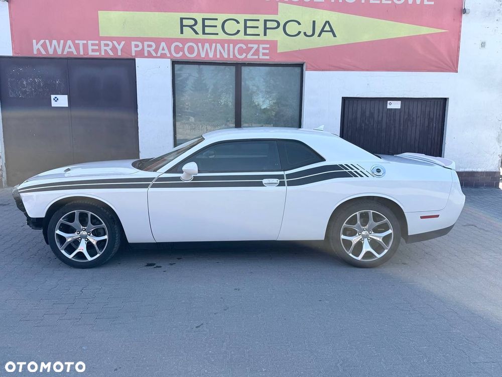 Dodge Challenger Automatik SXT Plus - 1