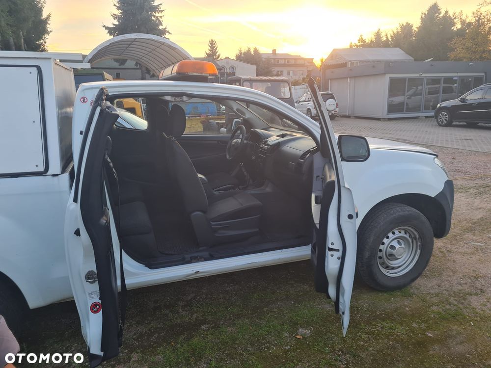 Isuzu D-Max 2013 photo 4