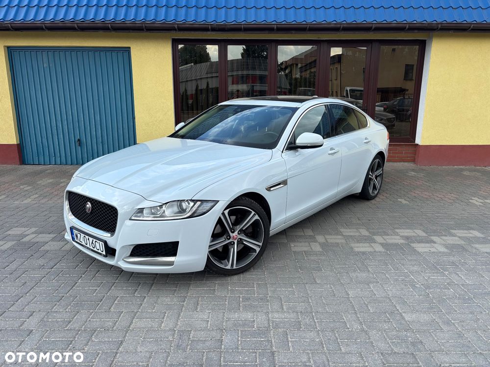 Jaguar XF 2.0 i4D Prestige - 1