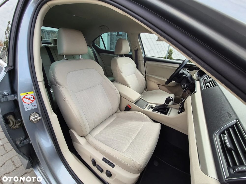 Skoda Superb 2.0 TSI Style DSG - 15