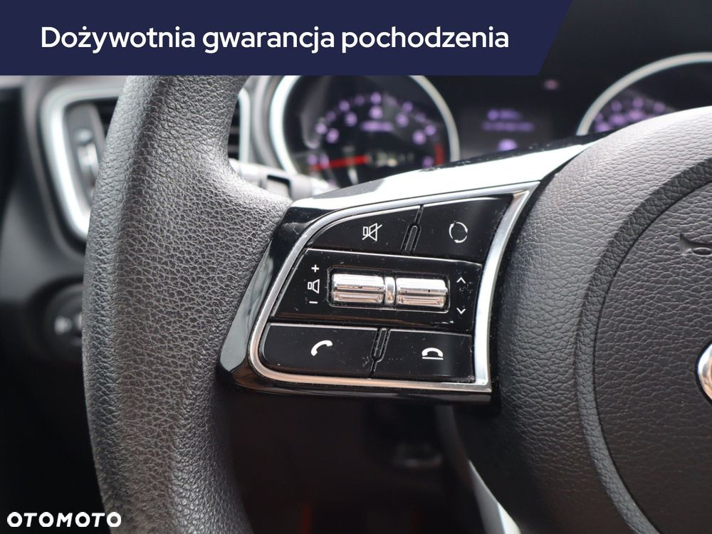 Kia Ceed - 17